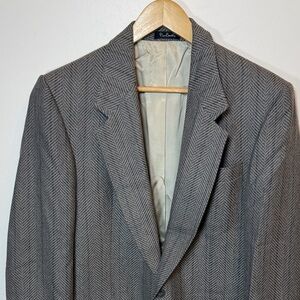 Pierre Cardin Herringbone 100%Virgin Wool Sports Coat